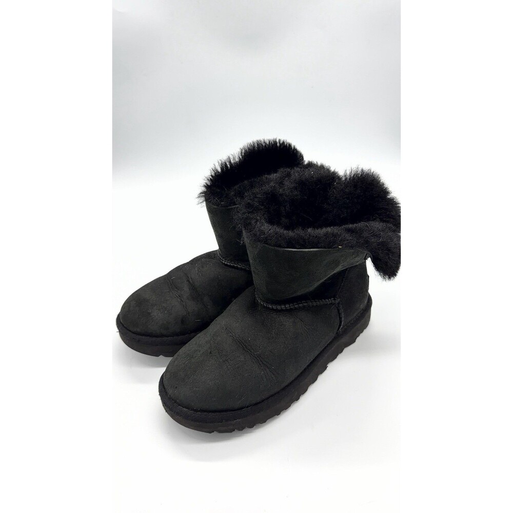 UGG Women's CLASSIC HERITAGE BOW Boot Size 5 BLACK Suede